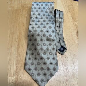 Bill Blass Silver and Black Geometric Tie